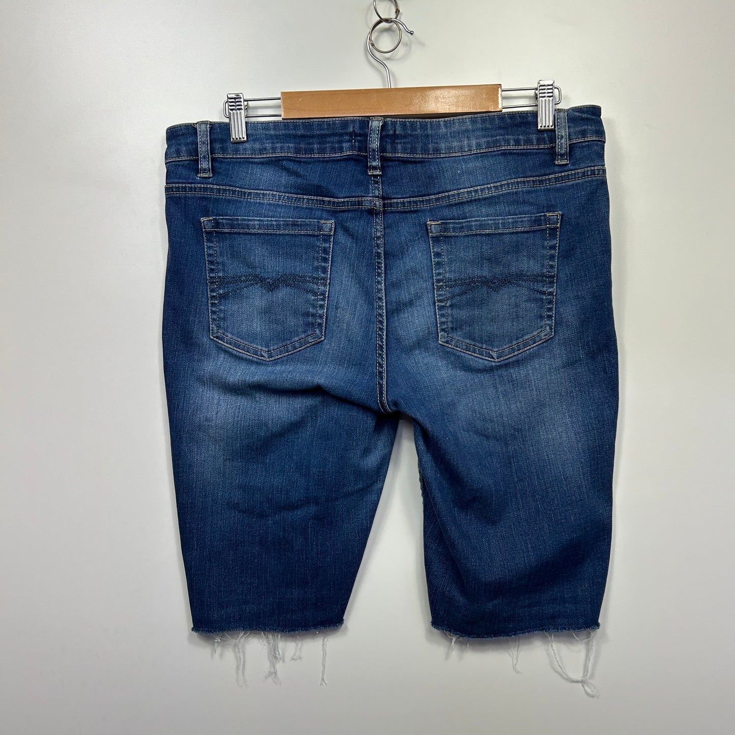 Just Jeans Shorts Size 14 Cut Off Raw Hem