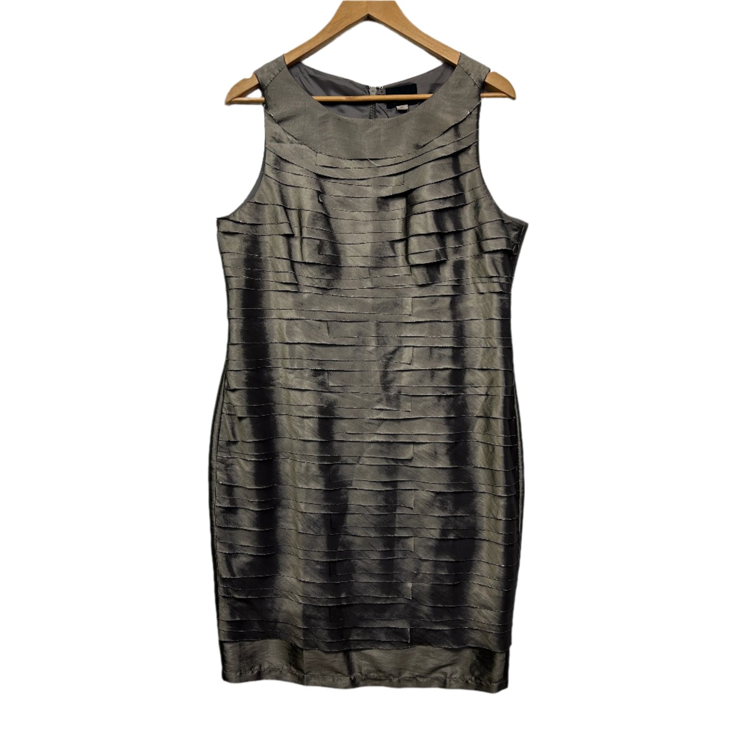 Queenspark Dress Size 14 Sleeveless Evening Cocktail