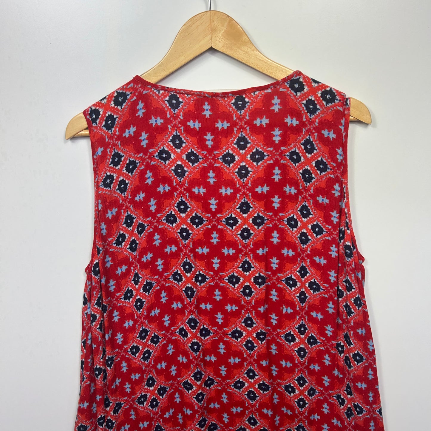 Virtuelle Tunic Top Size 16 Red Floral Sleeveless Viscose