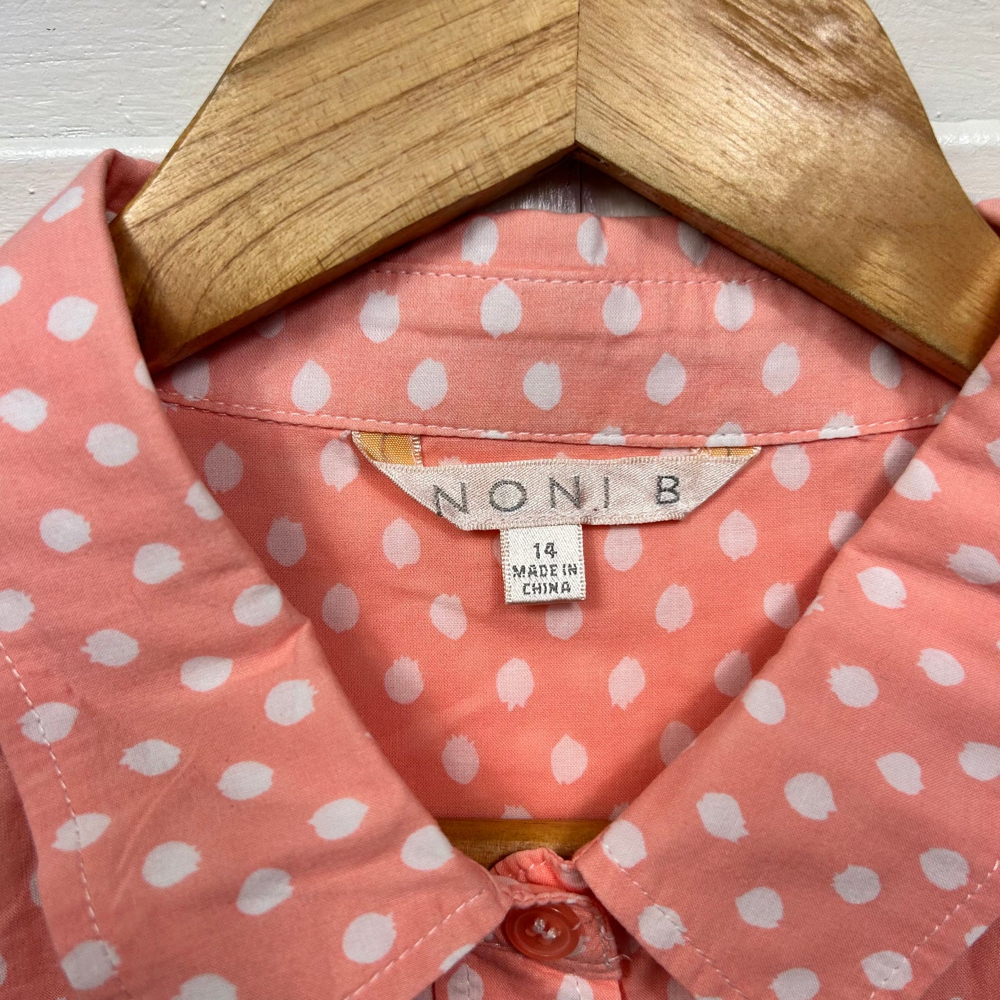 Noni B Top Size 14 Peach Polka Dots Button Up 100% Cotton