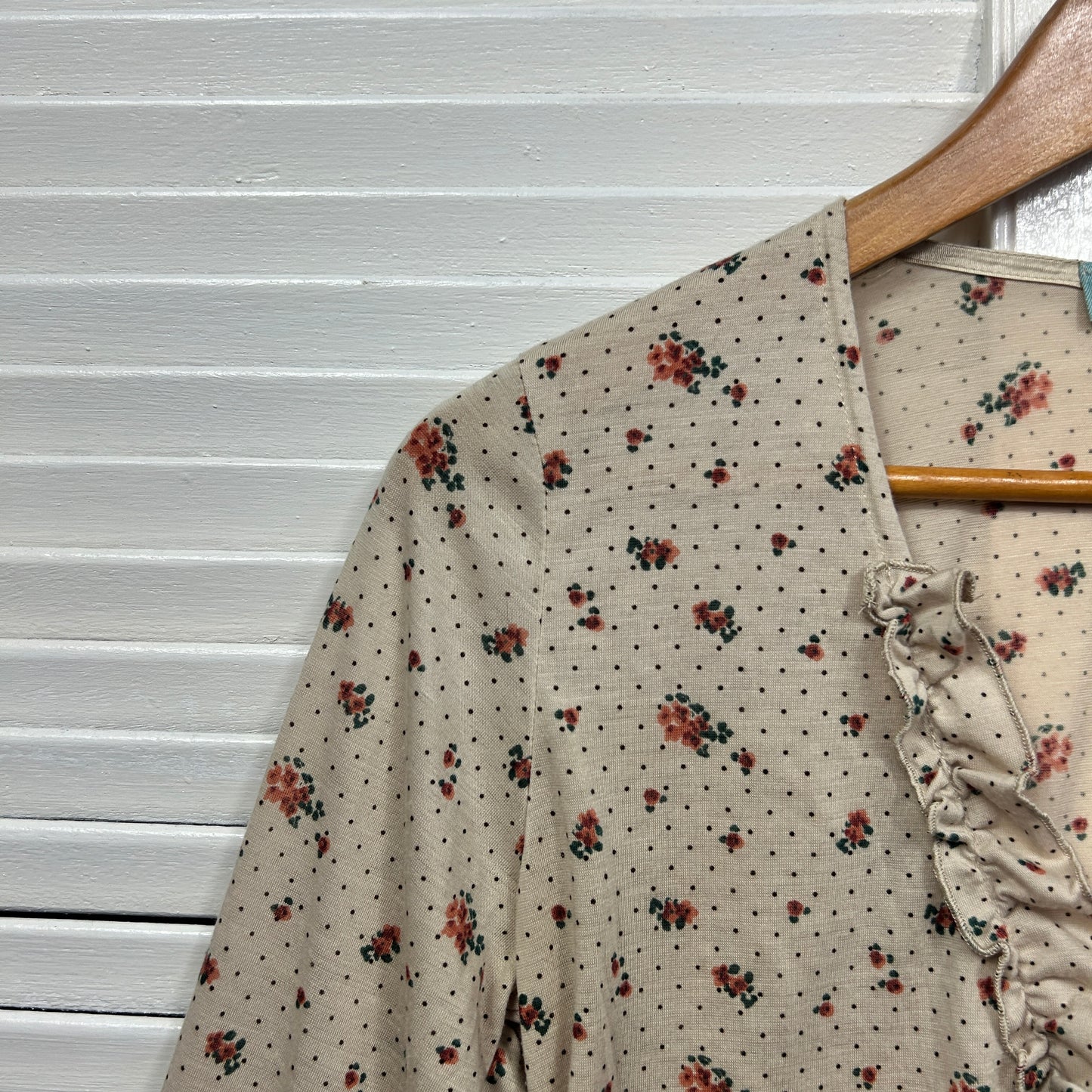 Allanah Hill Top Size 14 Floral Long Sleeve