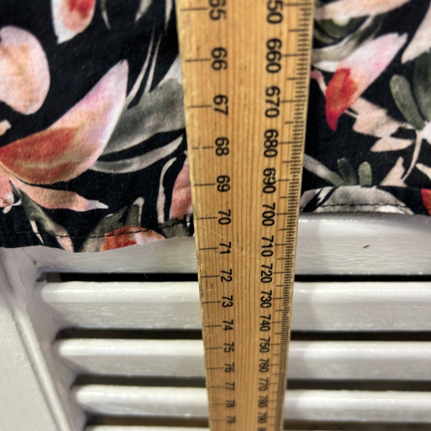 David Lawrence Top Size 16 Black Button Up Floral Cotton