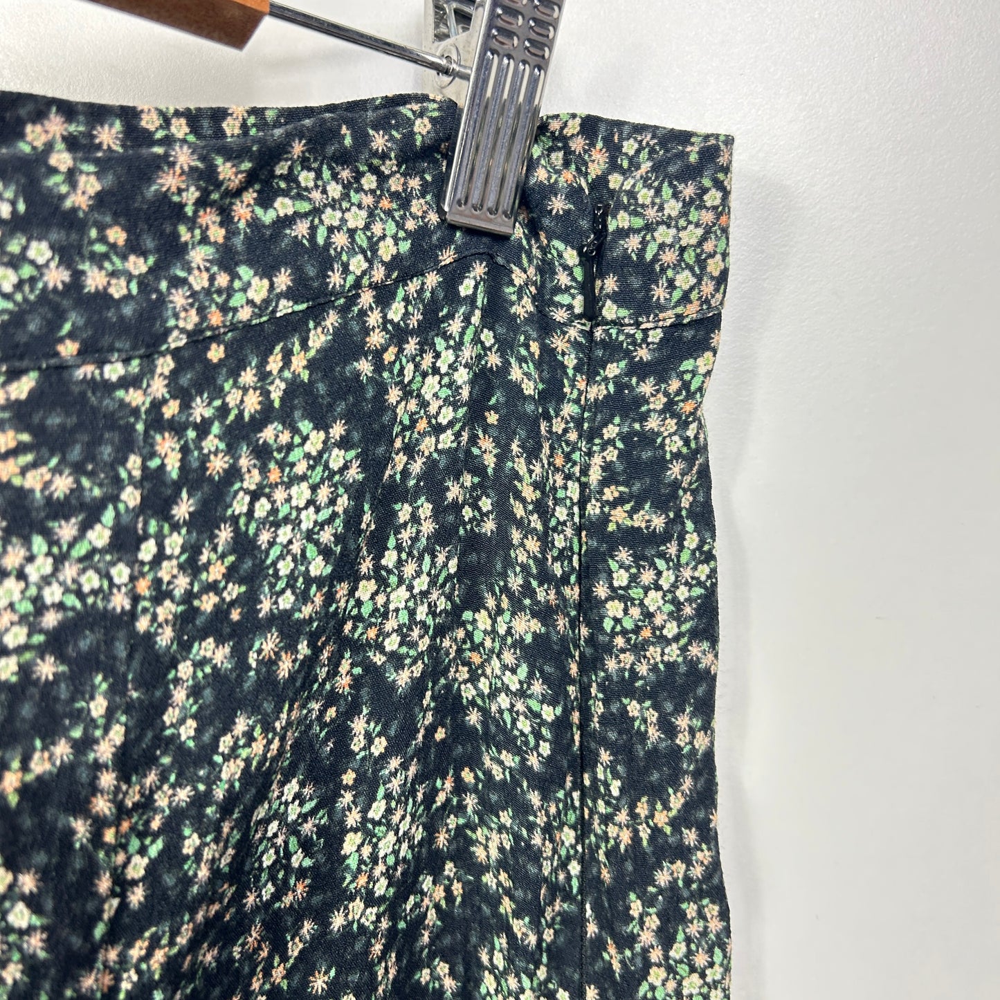 Forever New Maxi Skirt Size 14 Green Floral