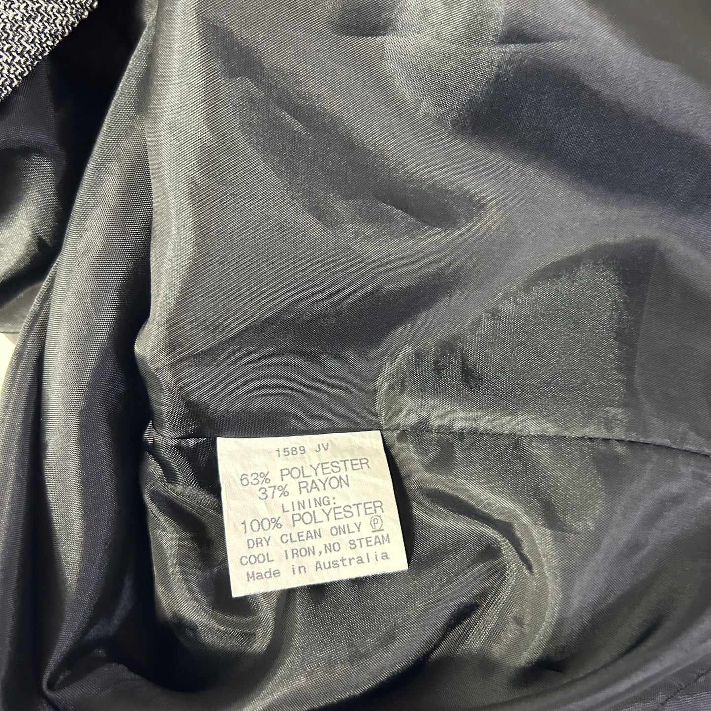 Perri Cutten Grey Skirt - Size 18