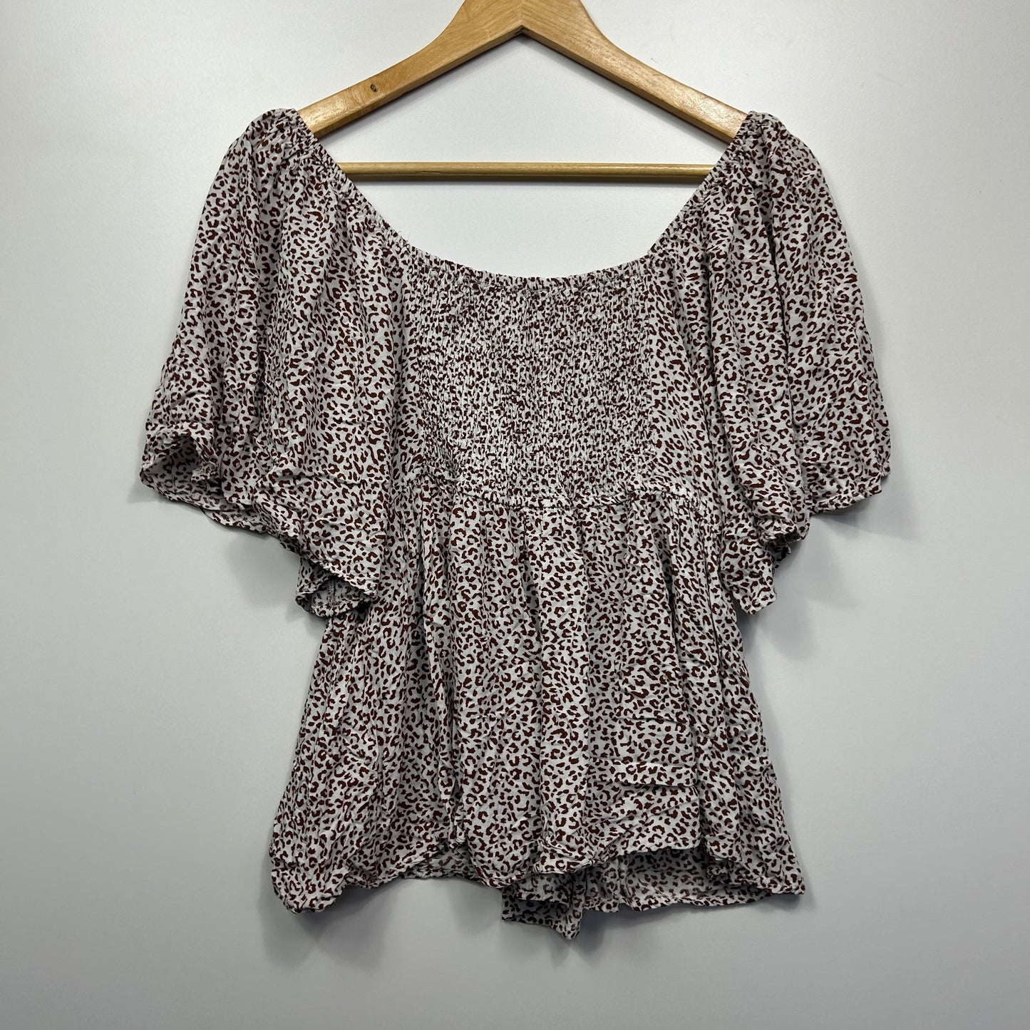 You and All Top Size 16 Animal Print Short Sleeve Rayon