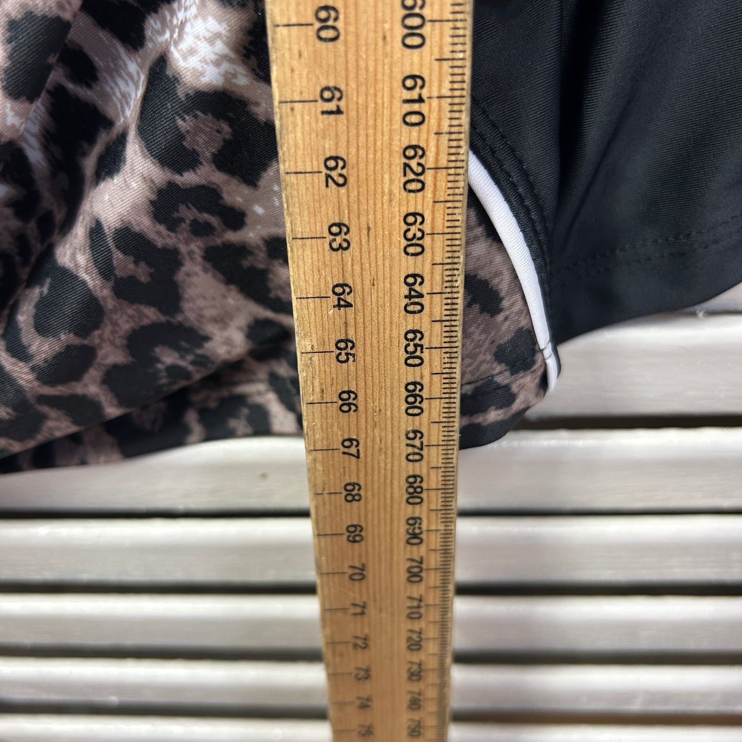 Autograph Swim Top Size 24 Animal Print