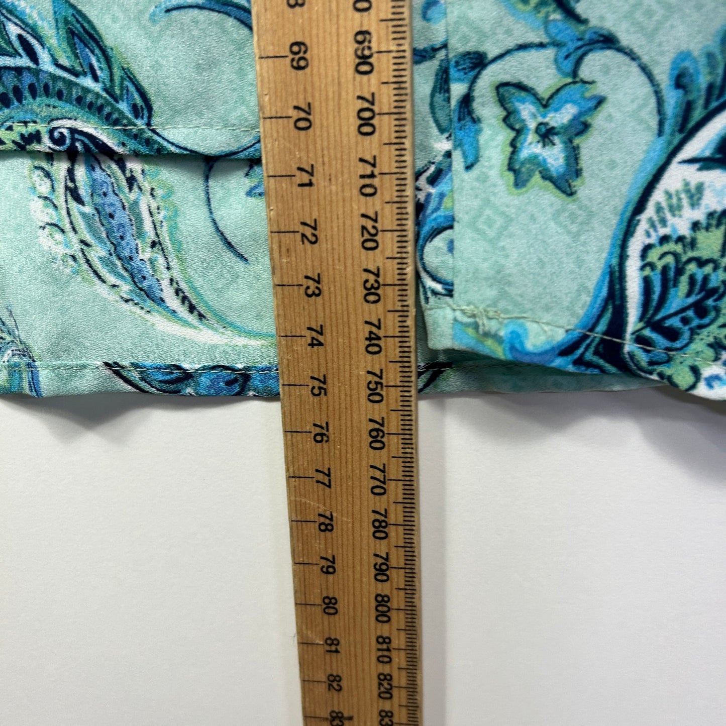 beme Top Size 26 Sleeveless Blue Aqua Paisley Print New