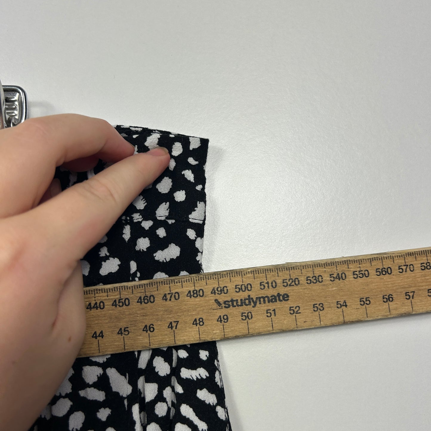 Katies Black & White Spotted Culottes Pants - Size 18