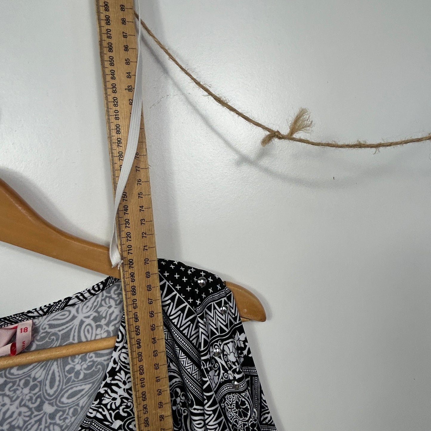 Millers Black Patterned Cold Shoulder Top - Size 18