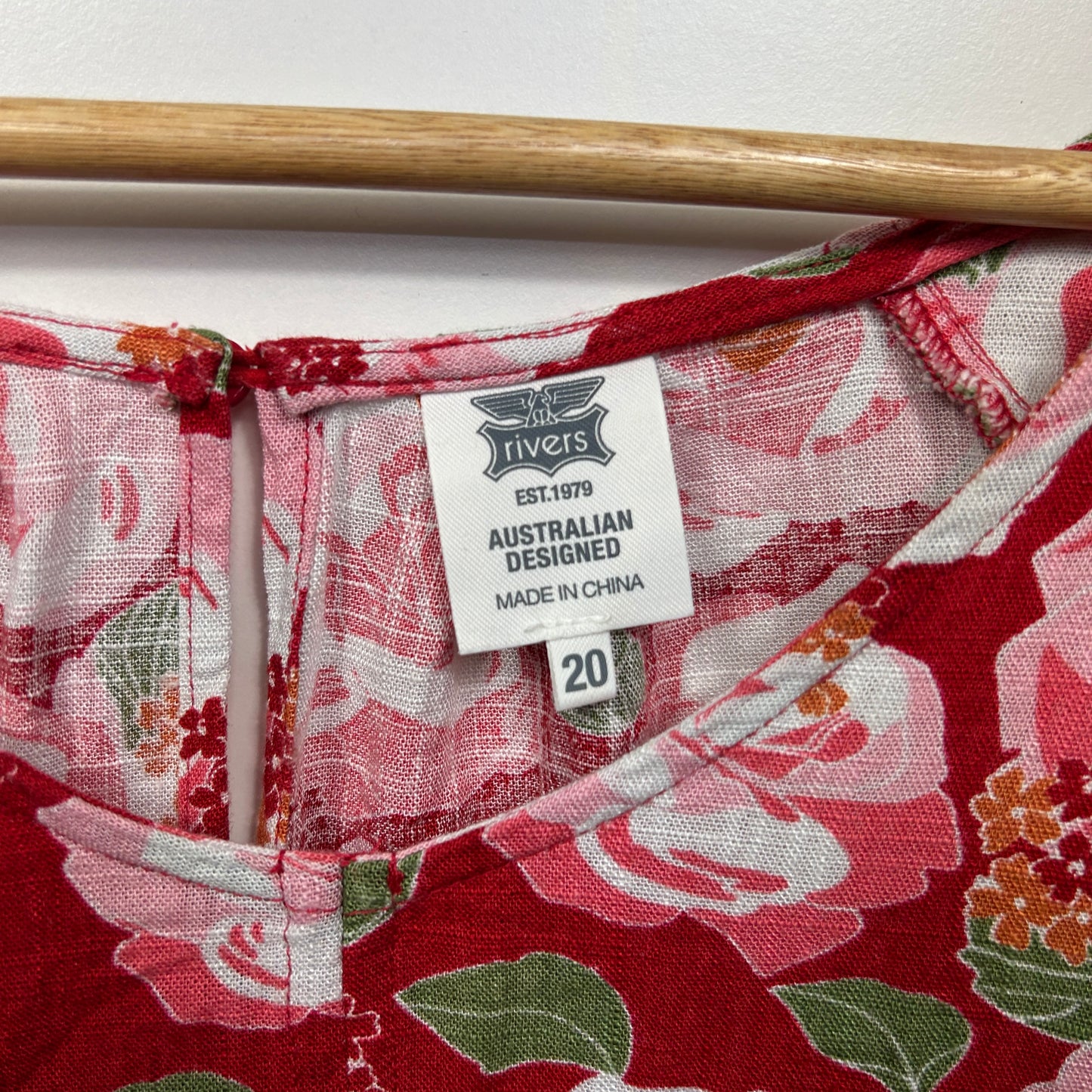 Rivers Linen Blend Top Size 20 Short Sleeve Floral