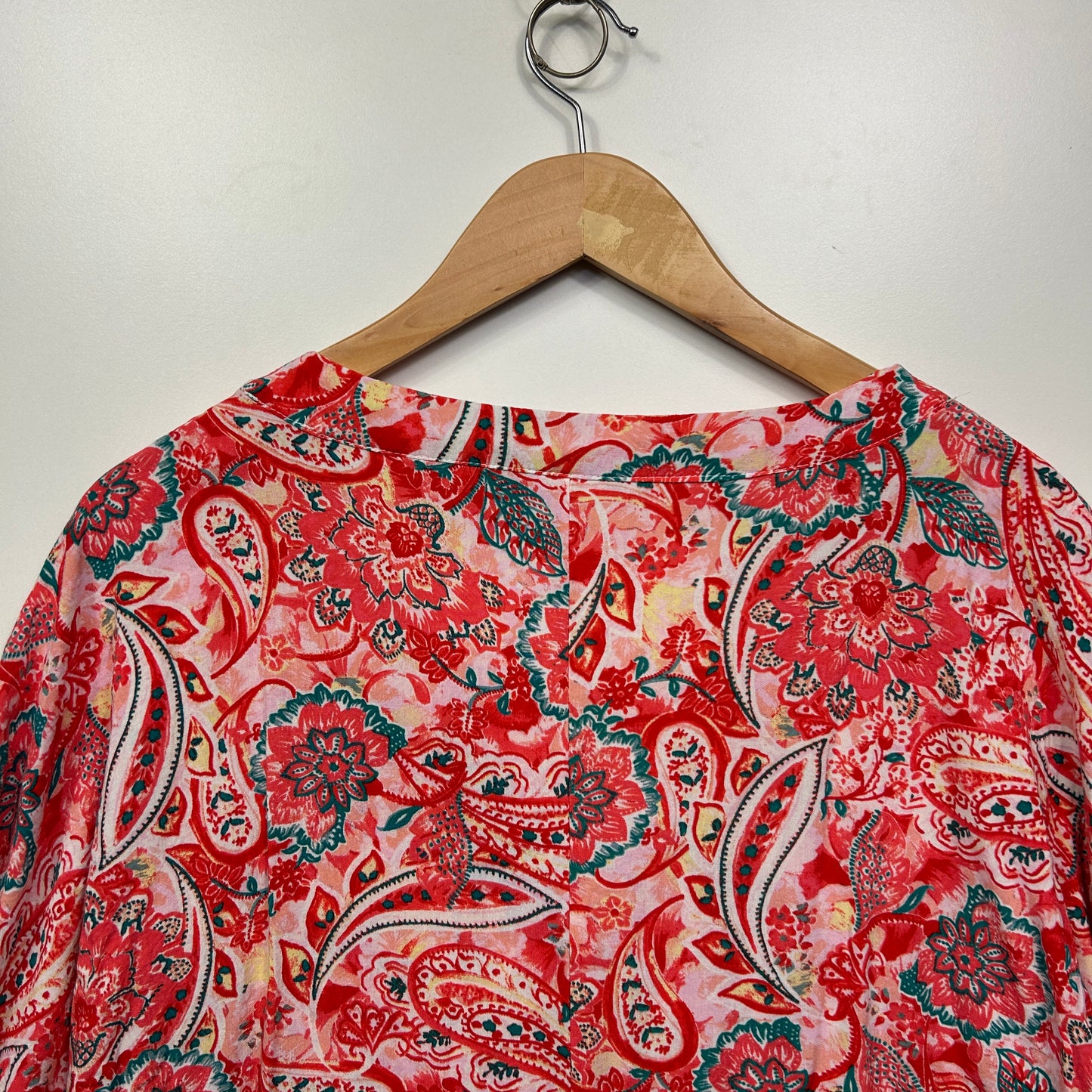 Rivers Top Size 20 Multicoloured Paisley Print Viscose Roll Tab Sleeve
