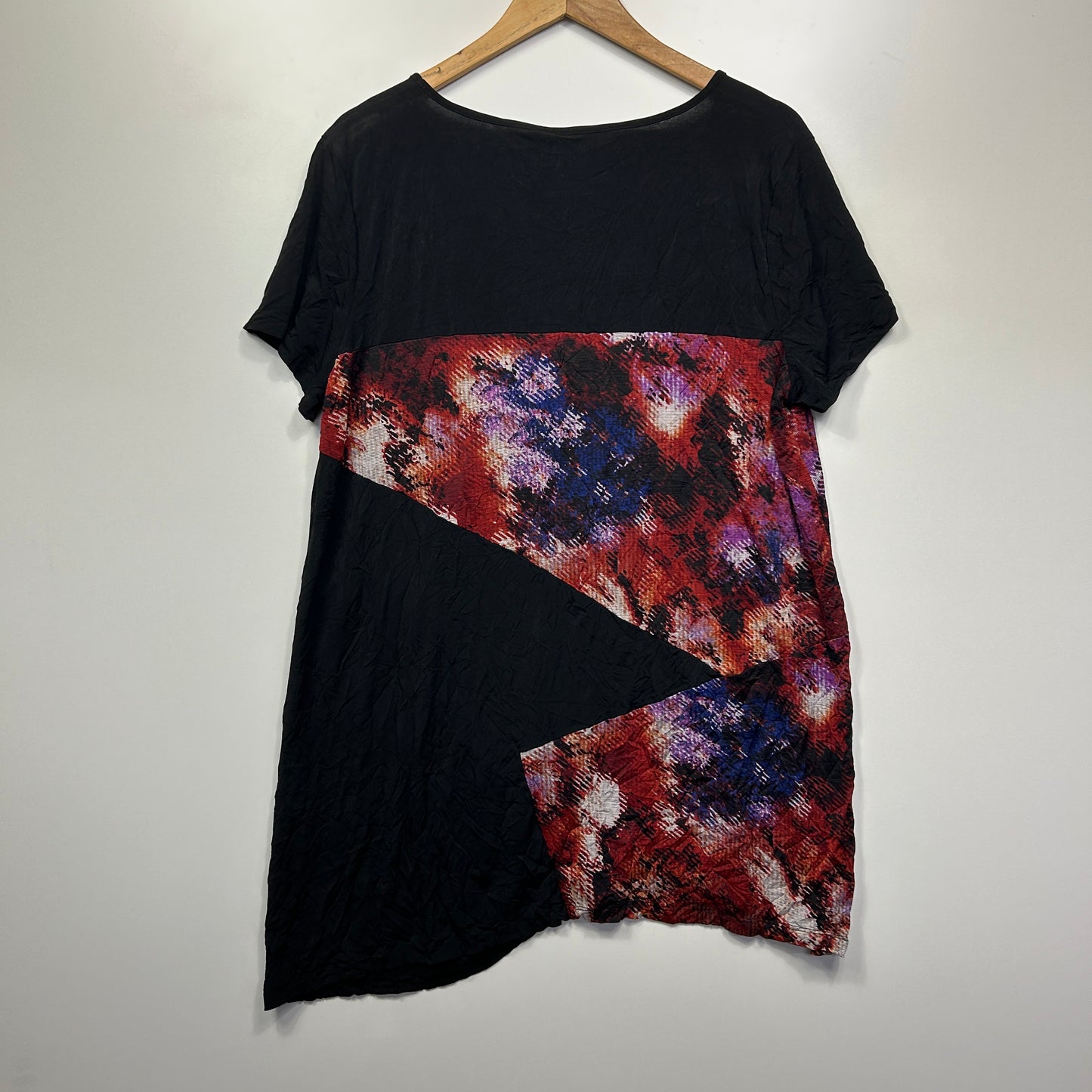 Taking Shape Tunic Top Size 14 16 Black Short Sleeve New
