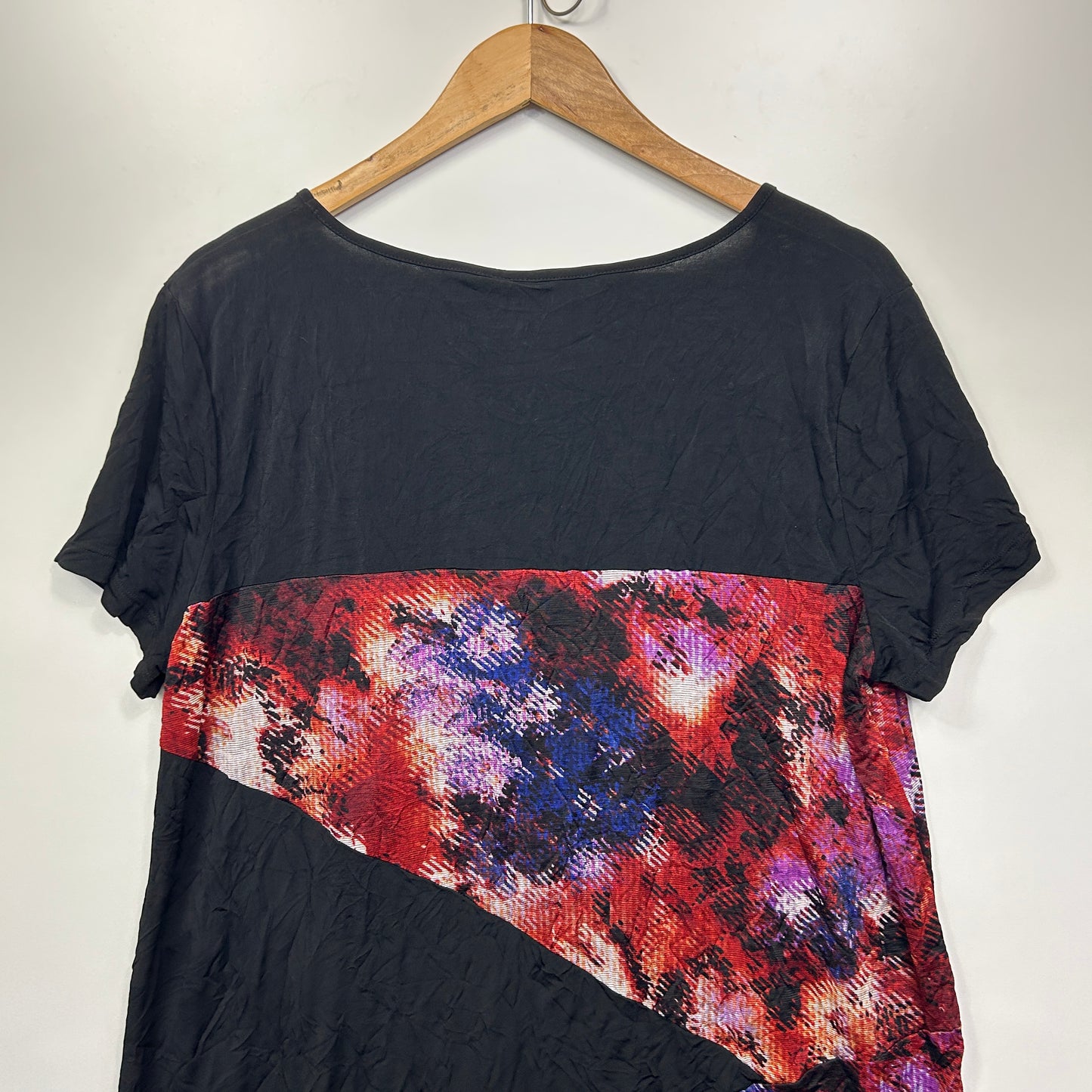 Taking Shape Tunic Top Size 14 16 Black Short Sleeve New