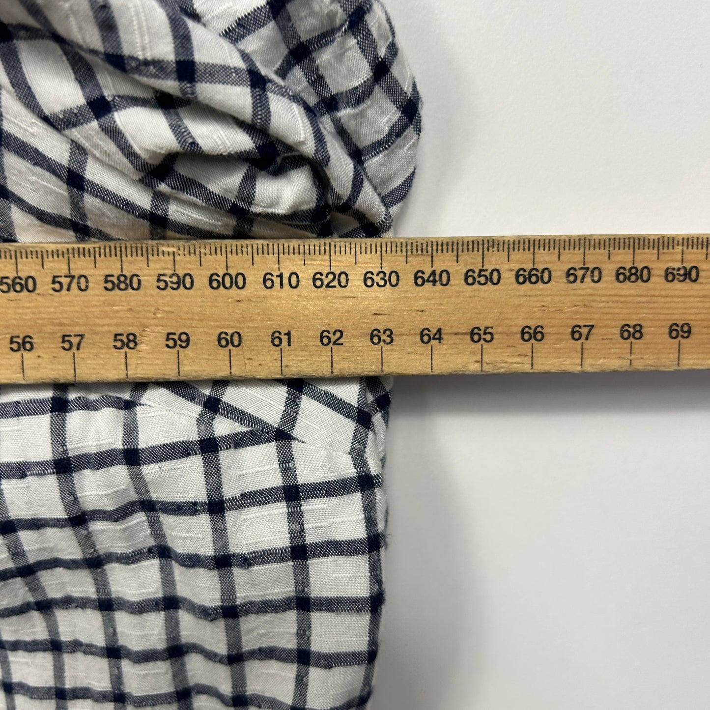 Anko Curve Top SIze 22 White Check Roll Tab Sleeve Viscose