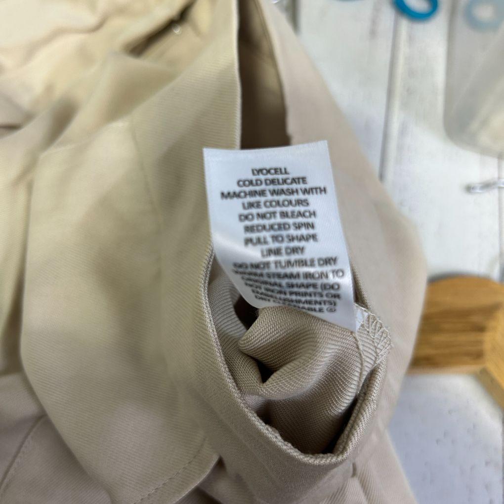 Preview Beige Wide-Leg Pants - Size 18