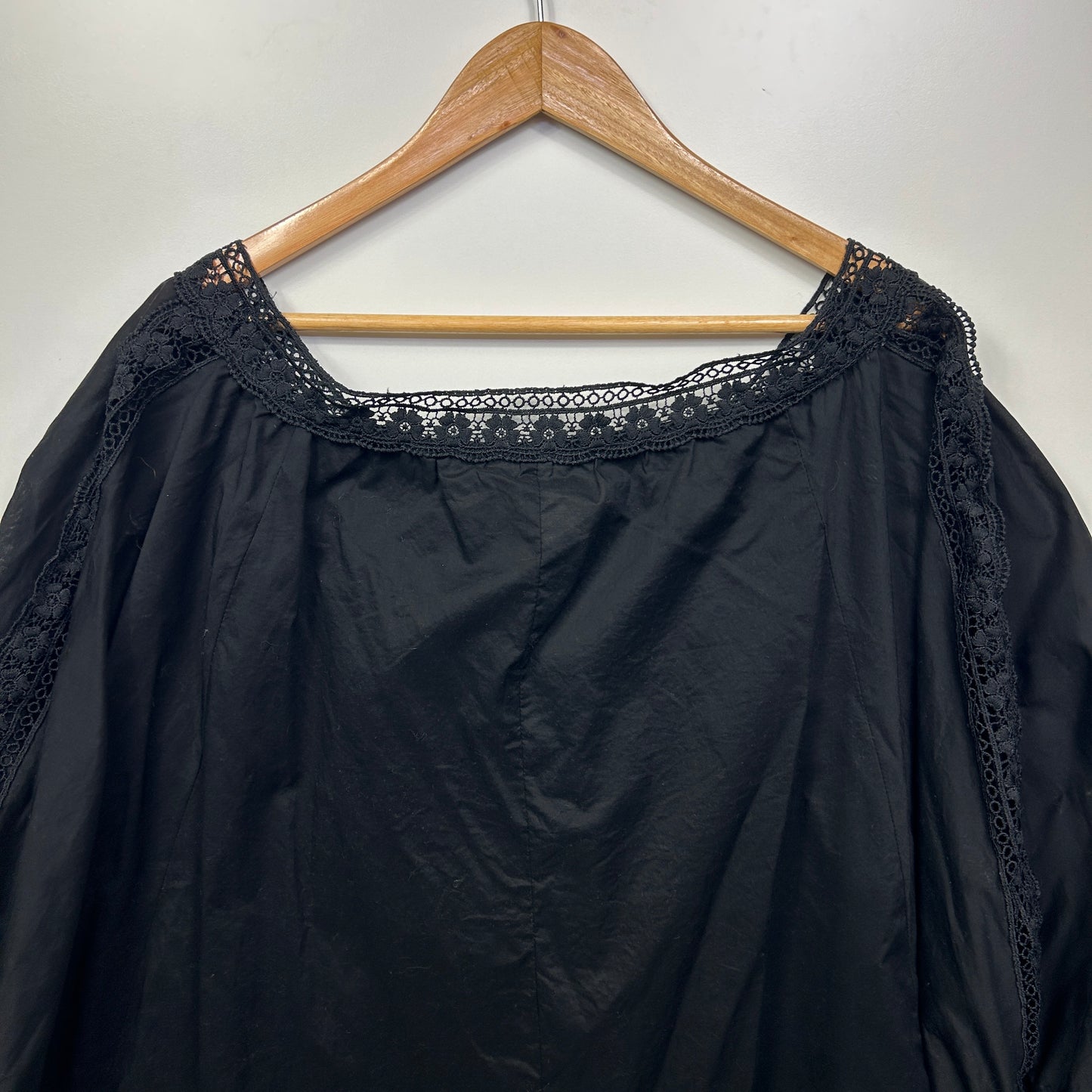 Khoko Plus Top Size 22 24 Black Crochet Trim 100% Cotton