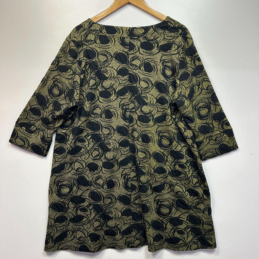 Taking Shape Olive Textured Top - Size 18/M