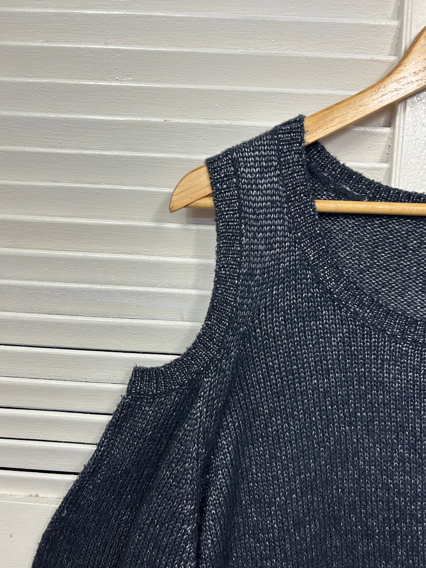 Crossroads Knit Top Jumper Size 22 Cold Shoulder Long Sleeve Metallic