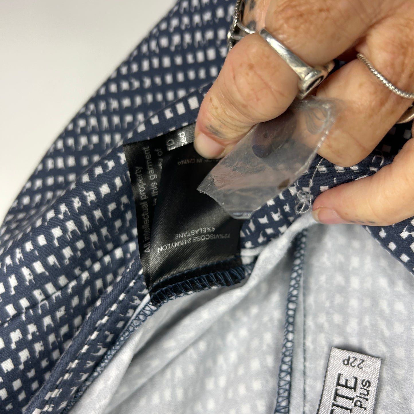 Taking Shape Cropped Pants Size 22 Petites Blue White Checked Pockets