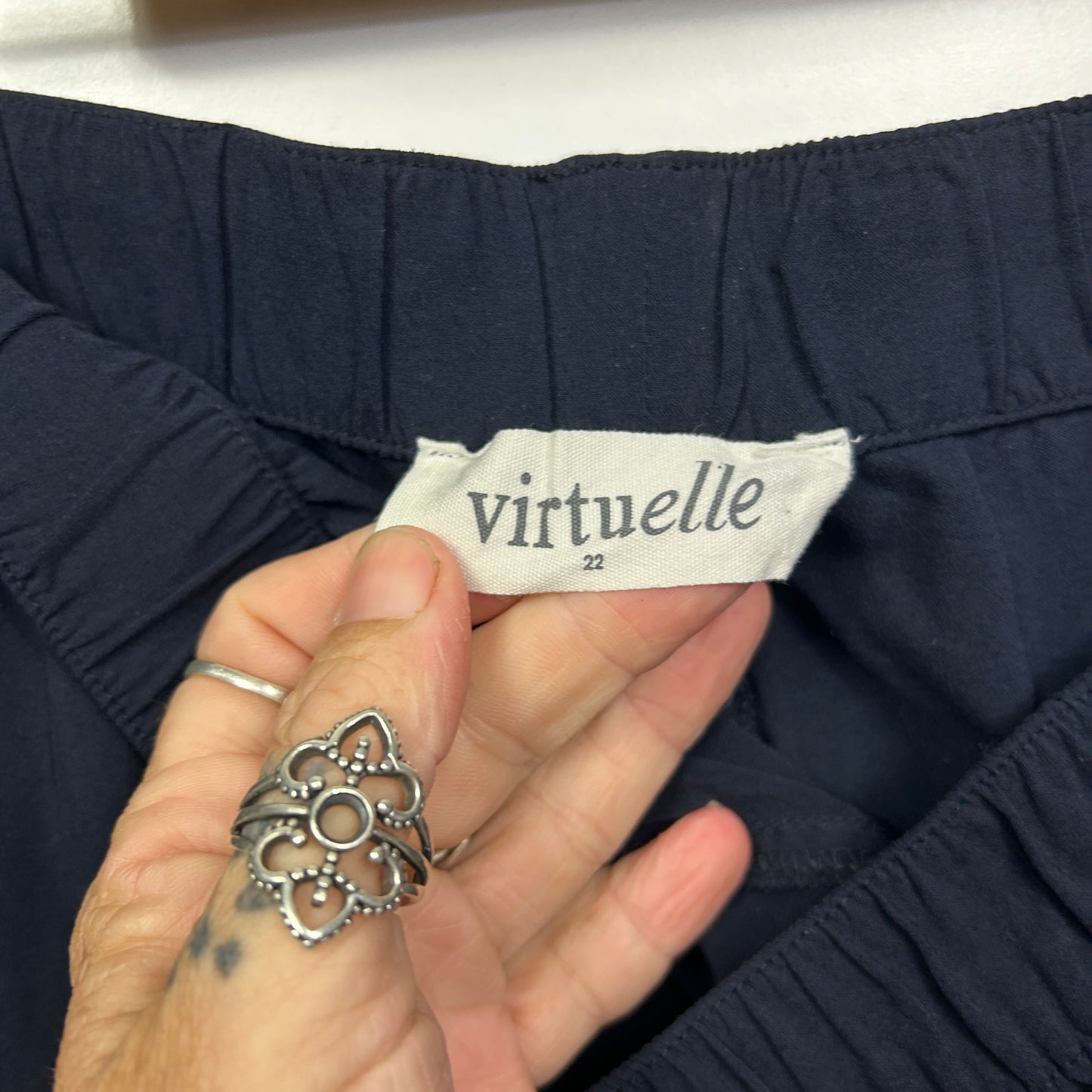 Virtuelle Pants Size 22 Black Pockets Viscose