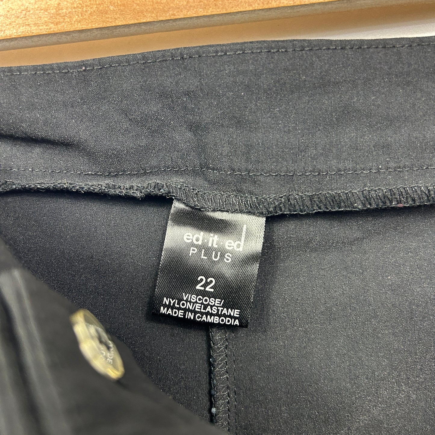 Edited Pants Size 22 Black Pockets Zip Fly