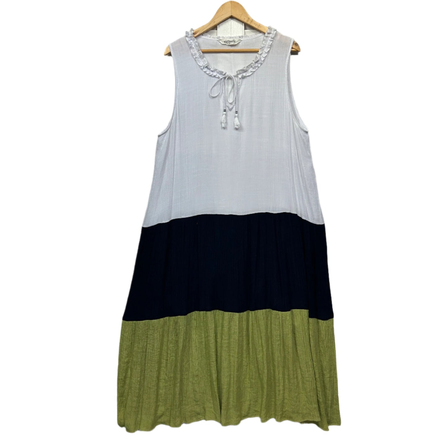 Virtuelle Maxi Dress Size 22 Plus Sleeveless