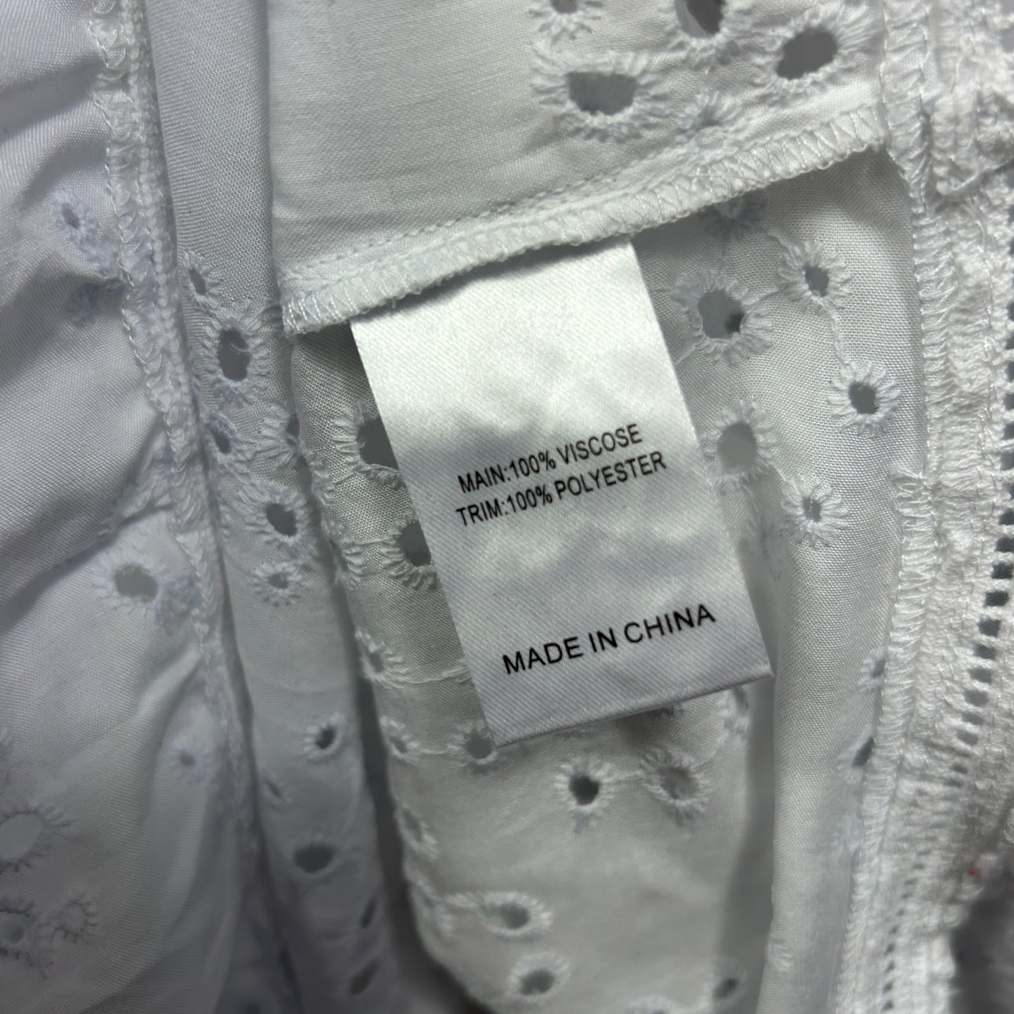 Virtuelle Top Size 24 White Broderie Top New