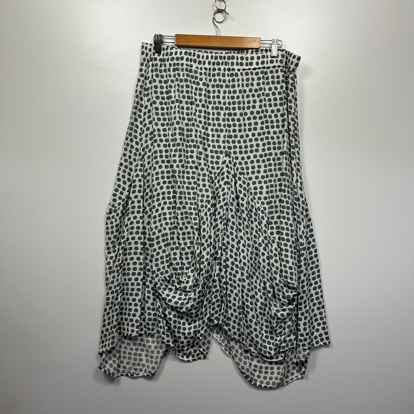Boho Skirt Size Large? 14 16 Rayon Green White