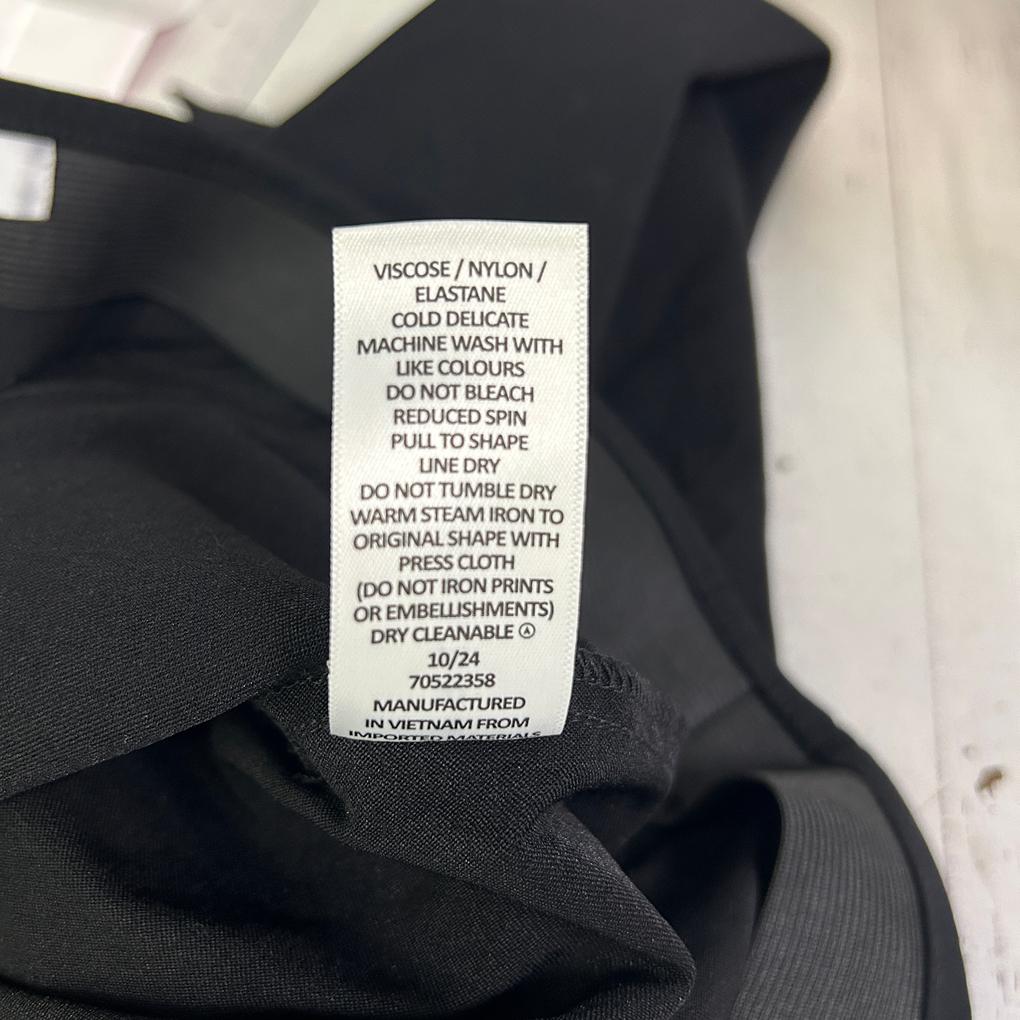 Preview Black Skirt - Size 18