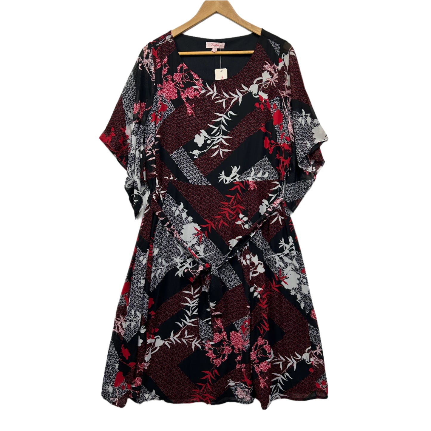 Millers Dress Size 18 Black Red Short Sleeve Oriental New