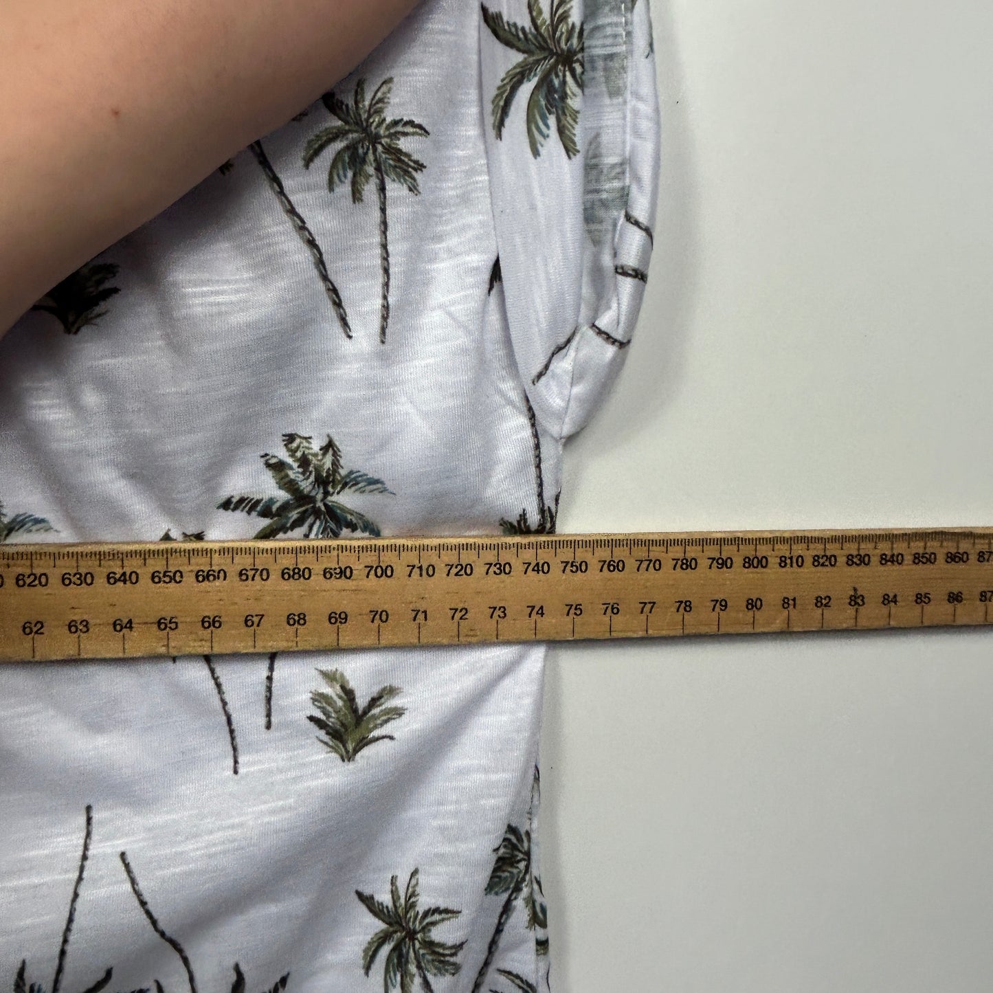 Beme White Palm Tree Print Top - Size 24