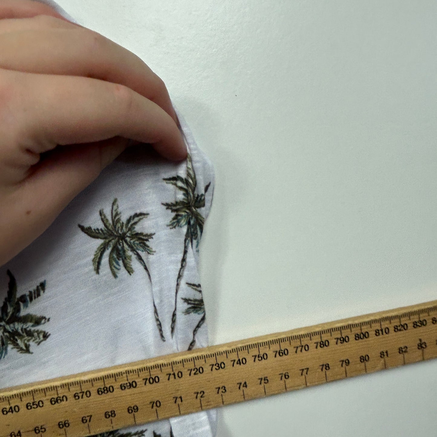 Beme White Palm Tree Print Top - Size 24/XXL