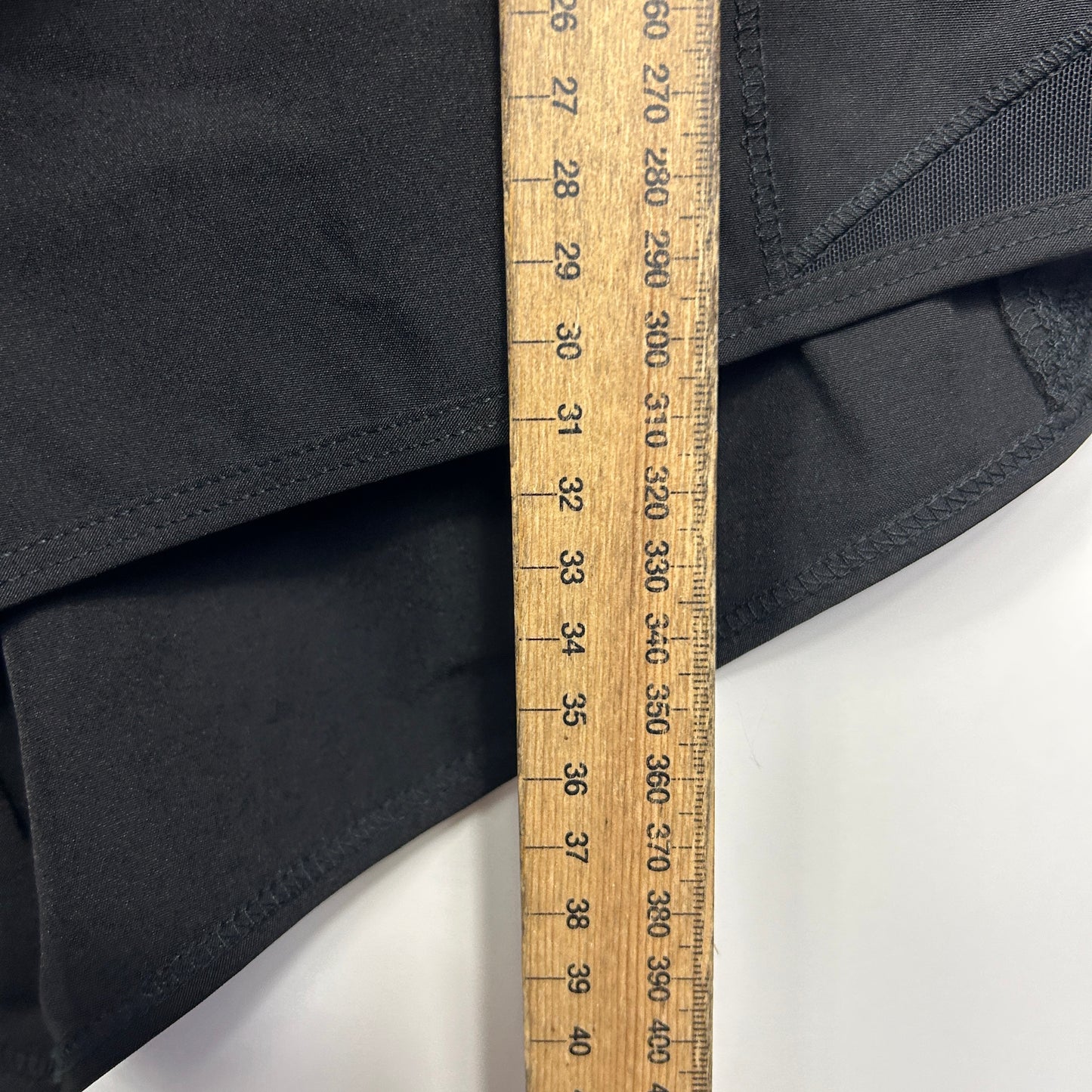 Michelle Bridges Running Shorts Size 16 Black Activewear