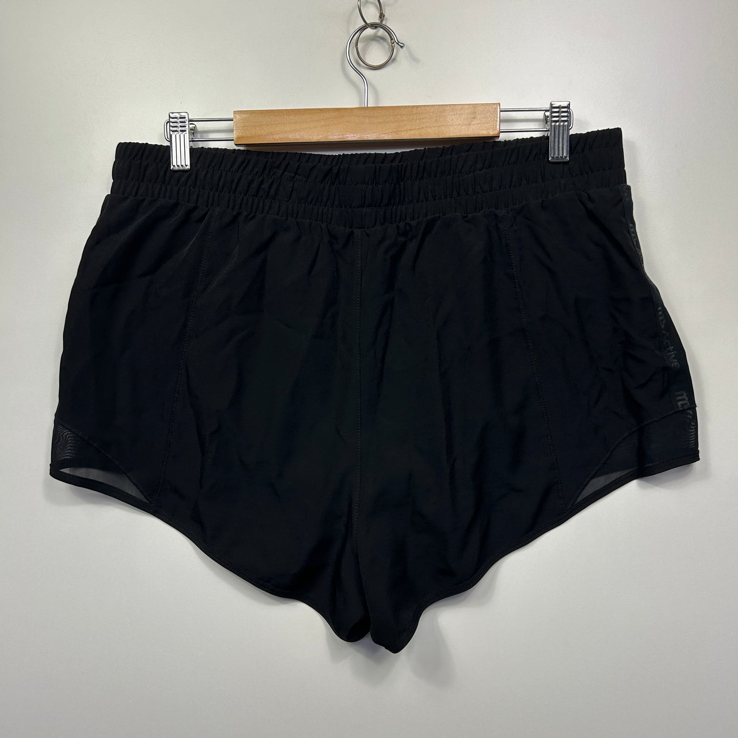 Michelle Bridges Running Shorts Size 16 Black Activewear