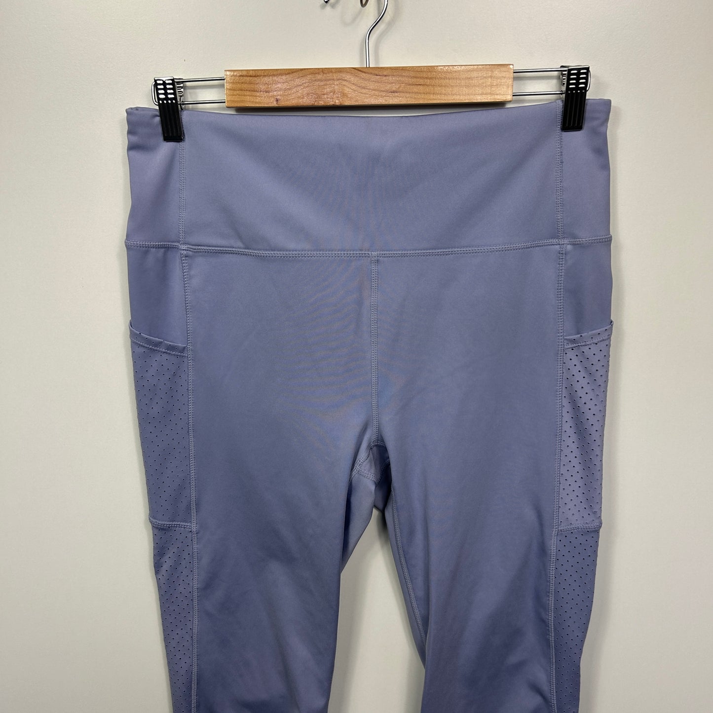 Rockwear Cropped Leggings Size 16 Lavender Activewear