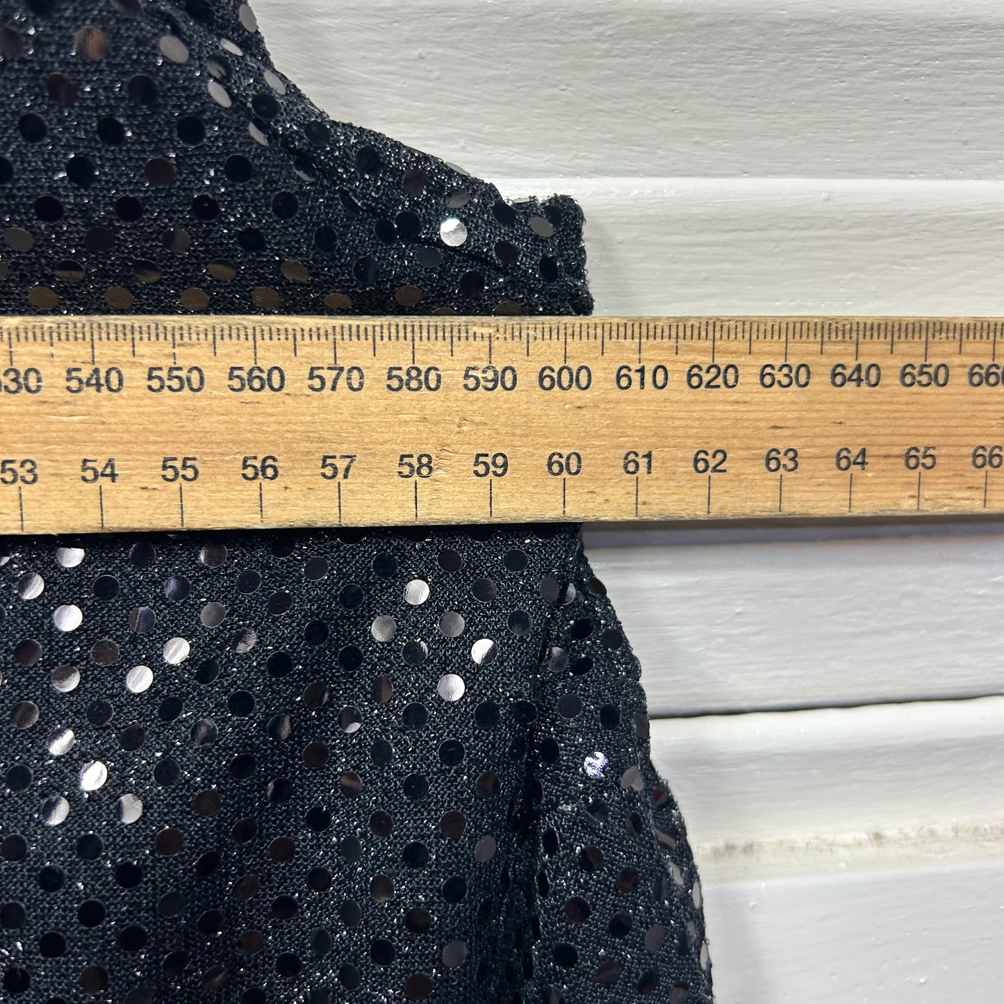 Glimmer Crop Top Size 16 18? Black Short Sleeve