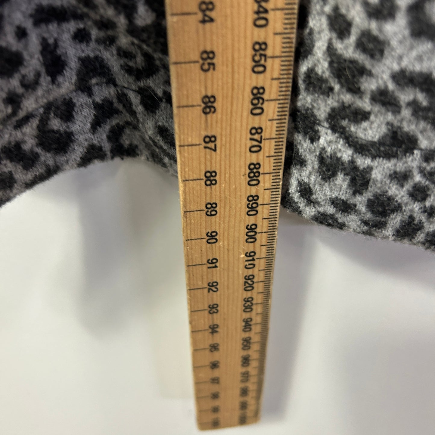 Millers Jacket Size 22 Grey Long Sleeve Anima Print Pockets