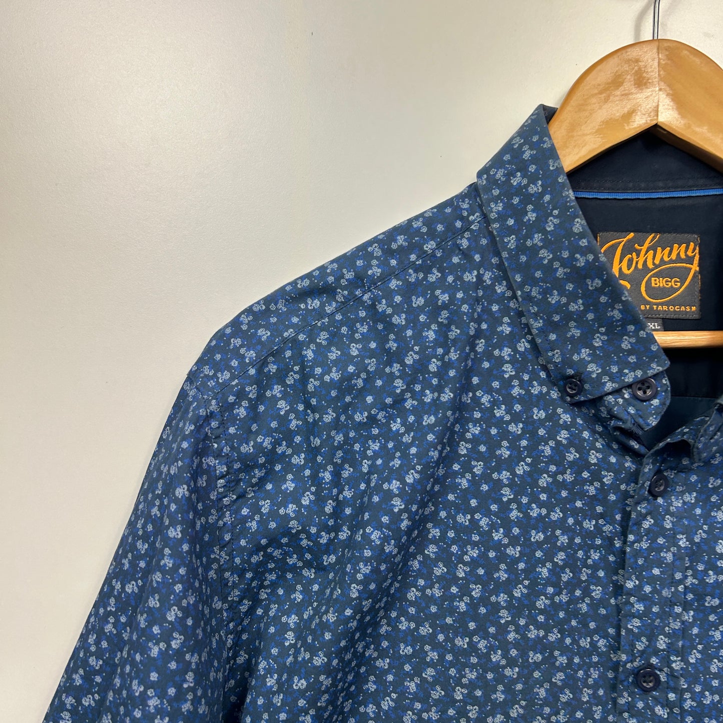 Johnny Bigg Shirt Size 2XL Blue Long Sleeve Floral