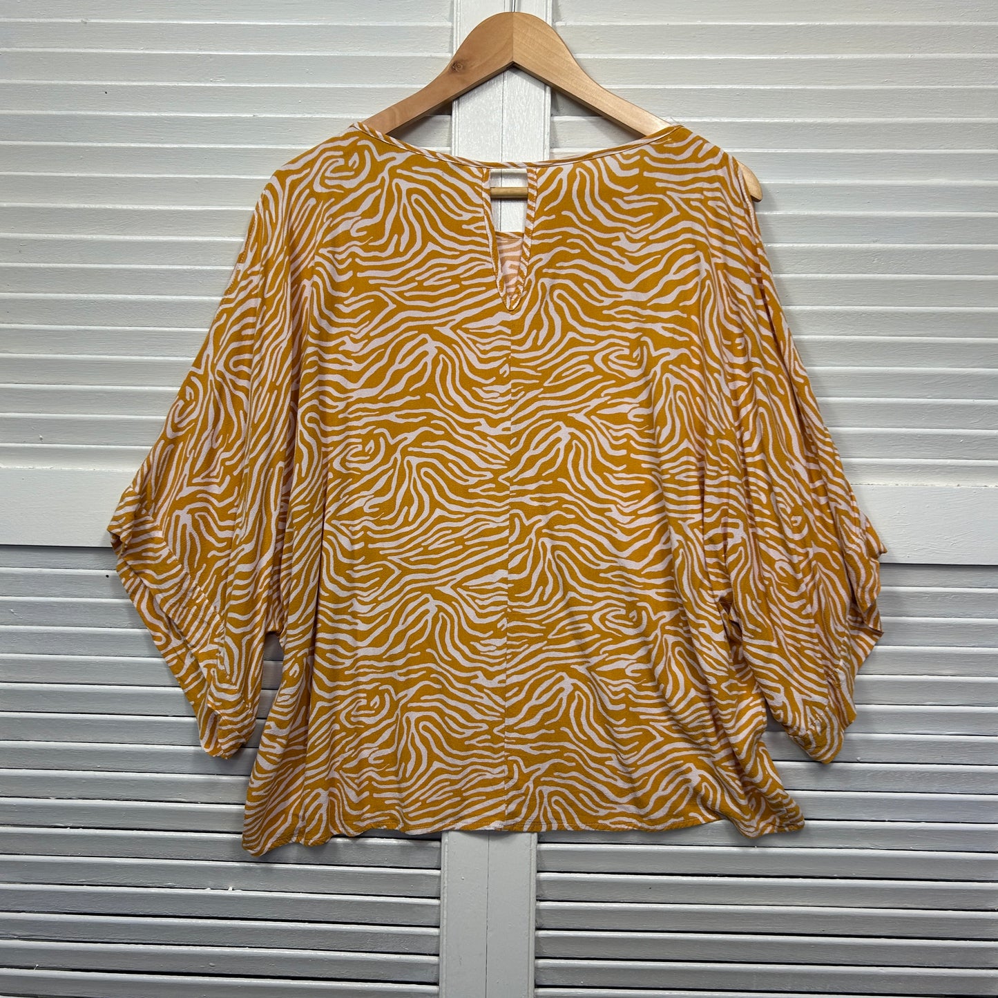 Katies Top Size 14 Mustard Spilt Sleeve