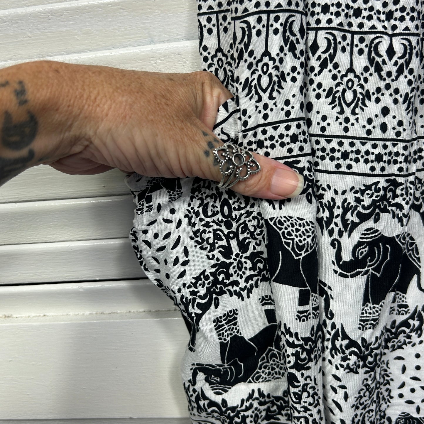 Boho Harem Pants Size 16 18 Black White Elastic Ankle