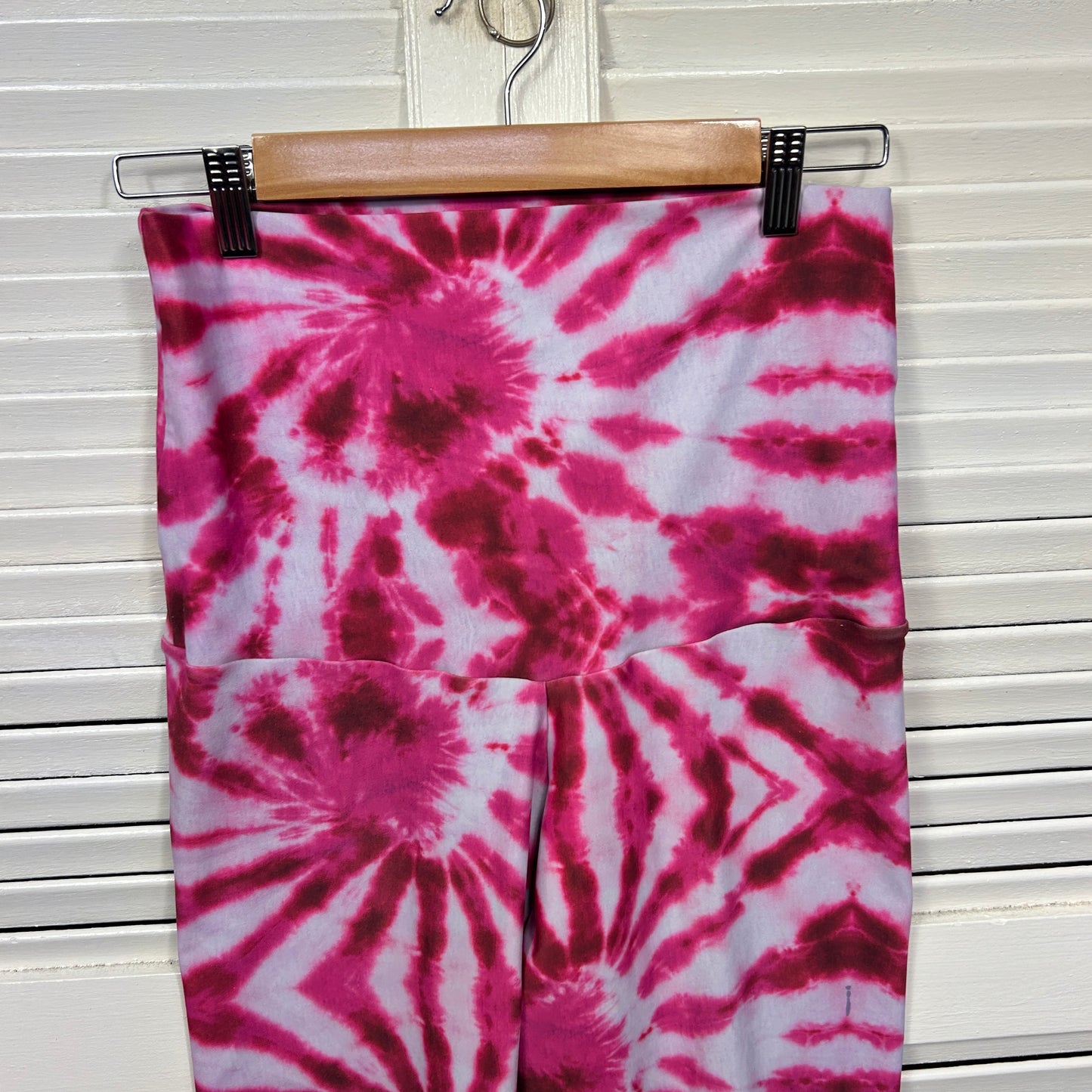 Exoticathletica Leggings Size Large 14 Pink Tie Dye Activewear