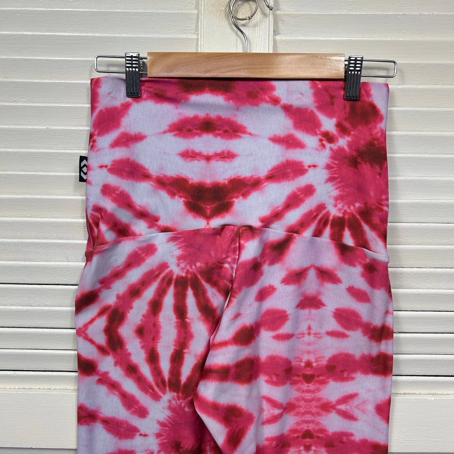 Exoticathletica Leggings Size Large 14 Pink Tie Dye Activewear