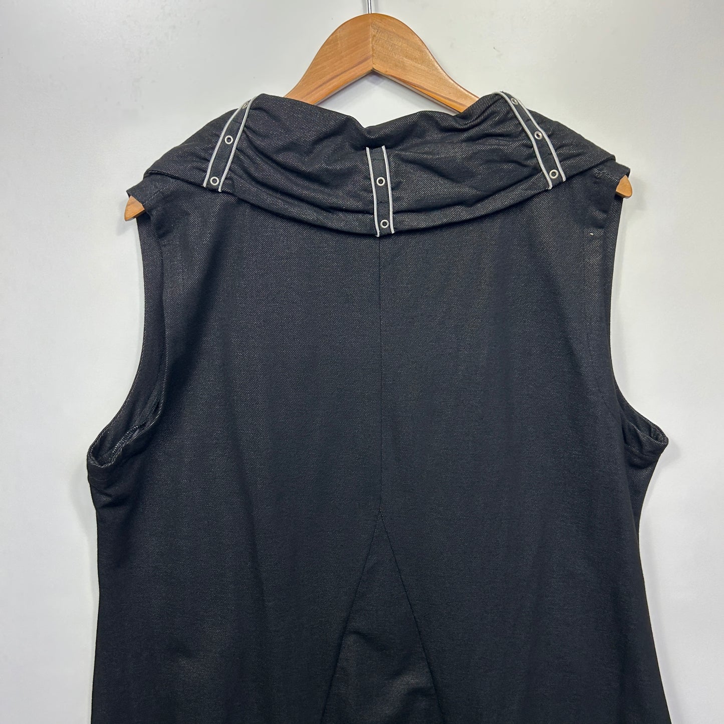 Taking Shape Tunic Top Size 18 Medium Plus Grey Sleeveless Layered