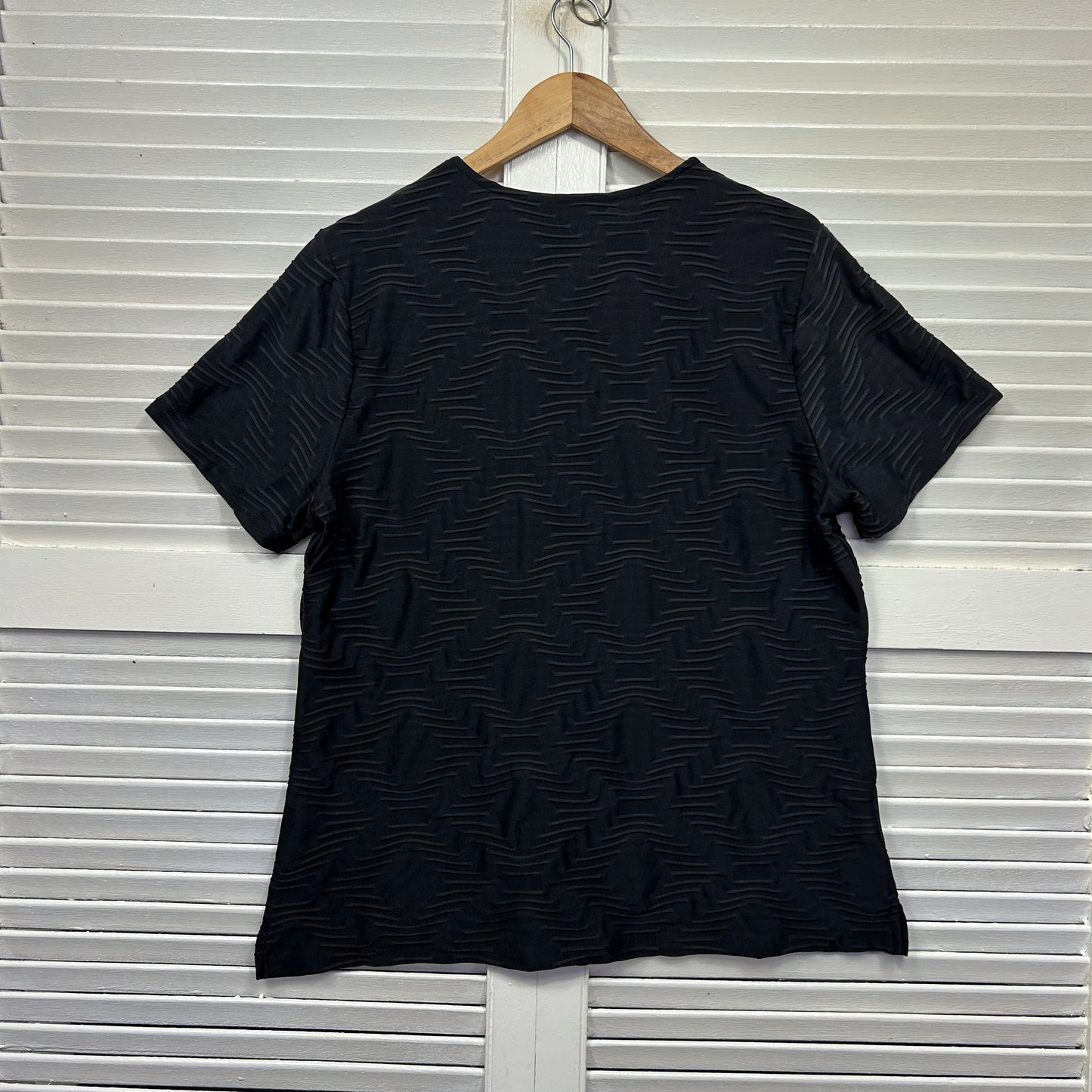 Noni B Top Size Large 14 Black Short Sleeve Textured
