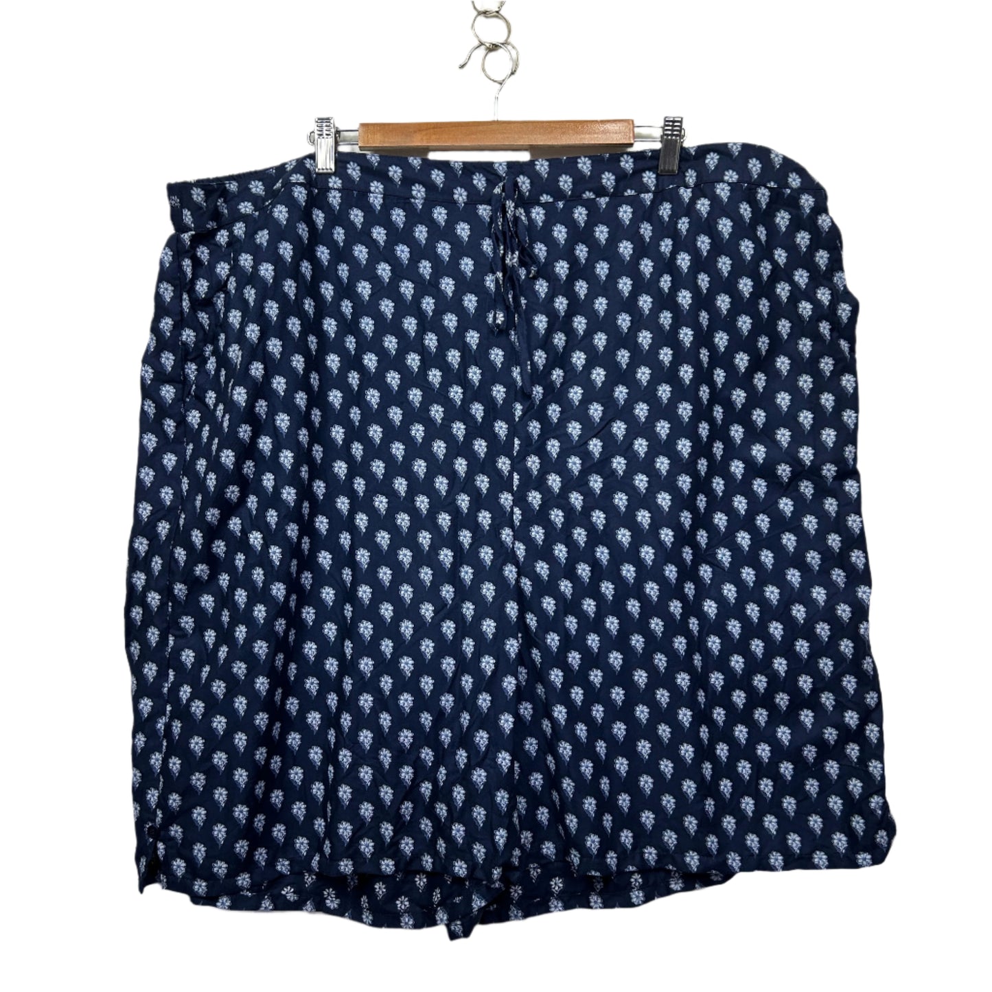 Yours Shorts Size 26 28 Blue Pockets New