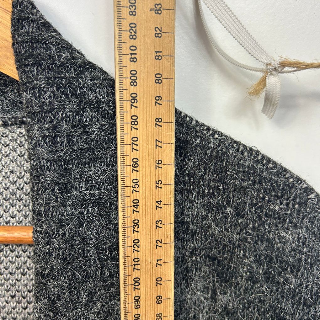 Vintage Grey Damask Knit Cardigan - Size 14/16