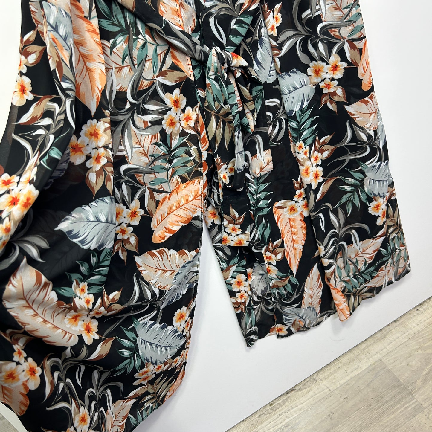 Katies Jumpsuit Size 14 Black Sleeveless Belted Floral
