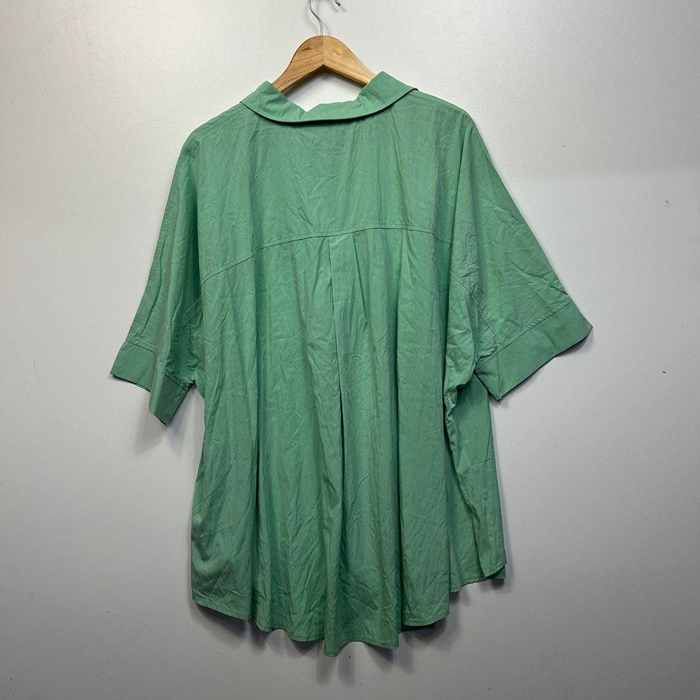PQ Curve Collection Green Cotton Shirt - One Size 18/20/22