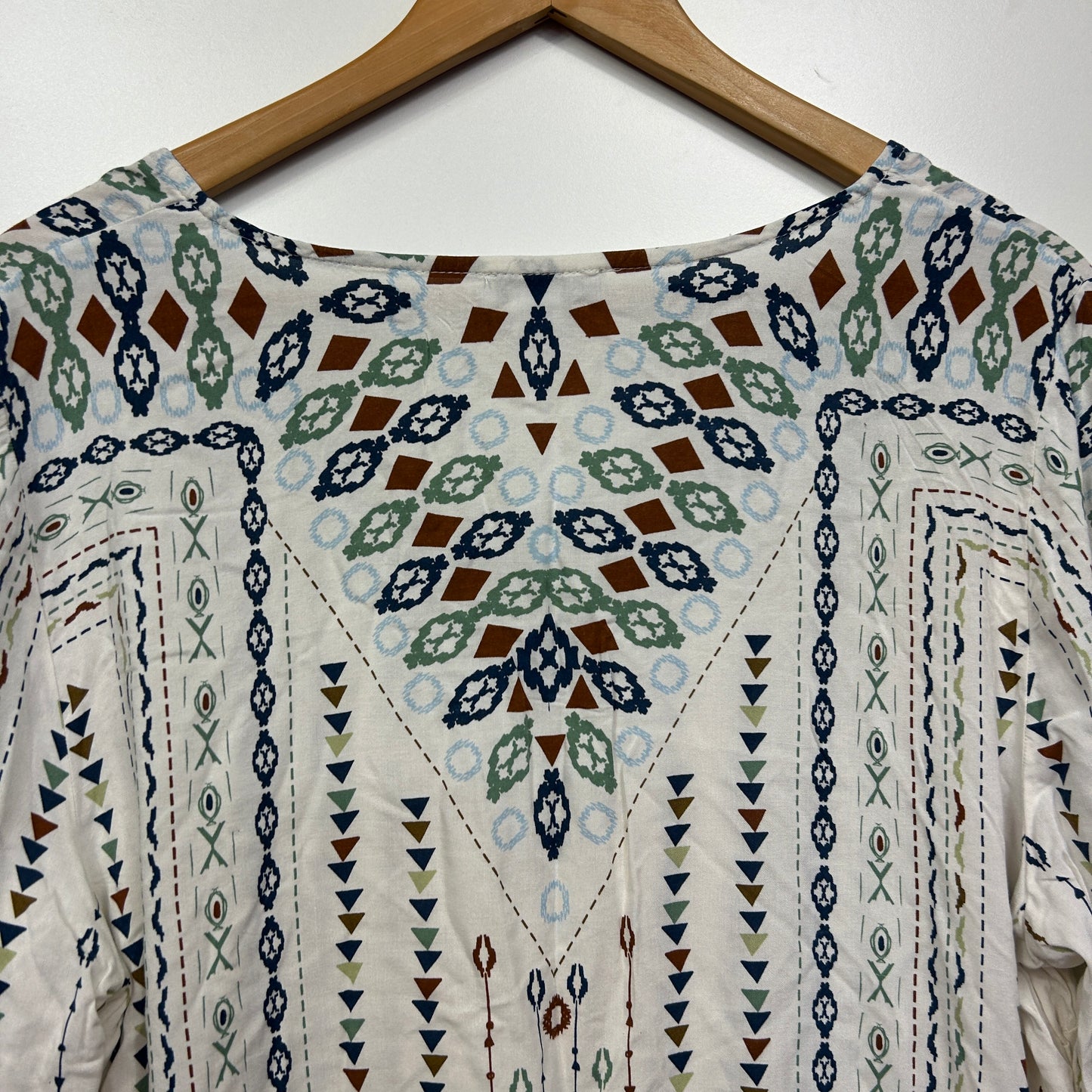 Rockmans Top Size 16 Long Sleeve Viscose