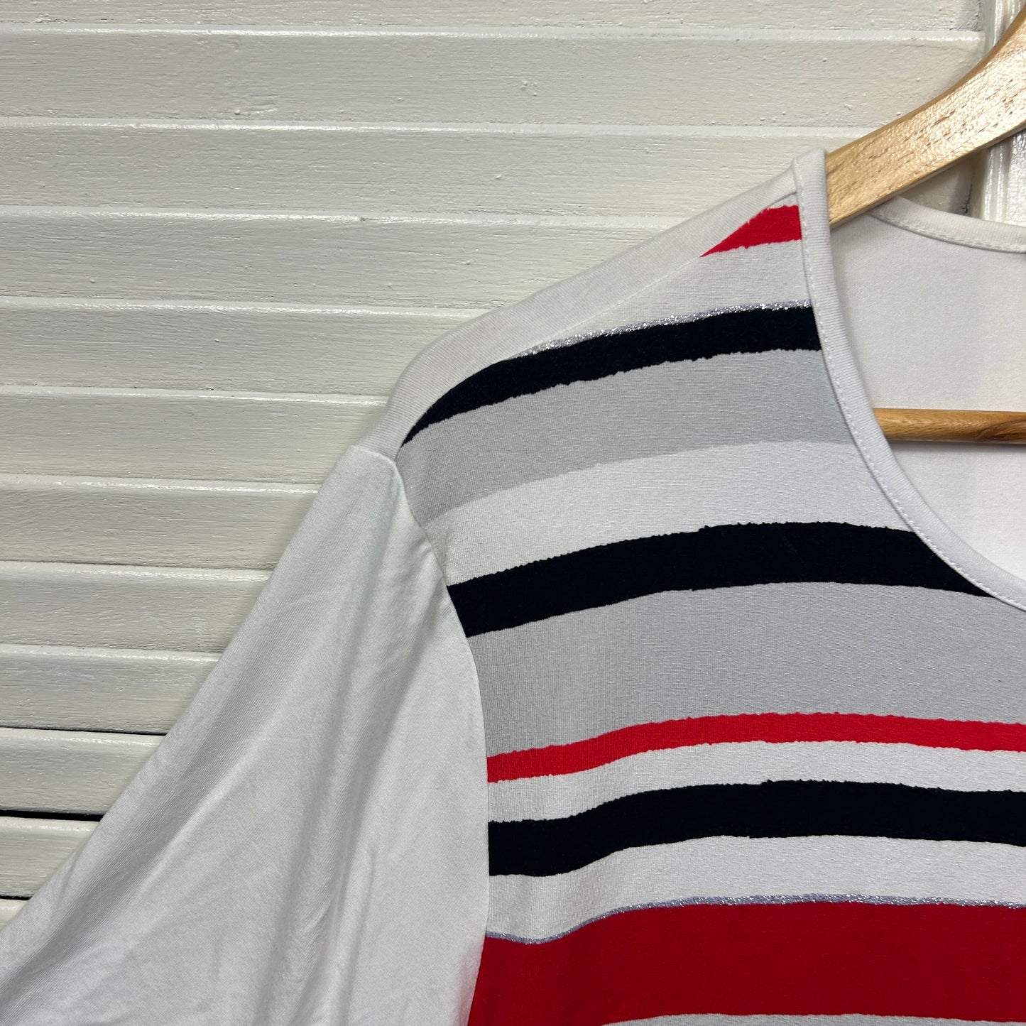 Black Pepper Top Size 20 White Short Sleeve Striped Floral